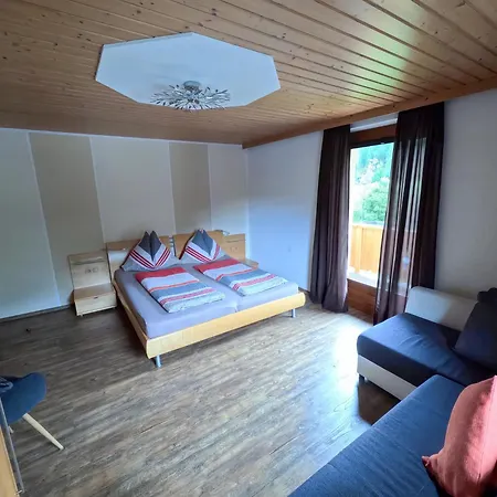 Berger Apartment *